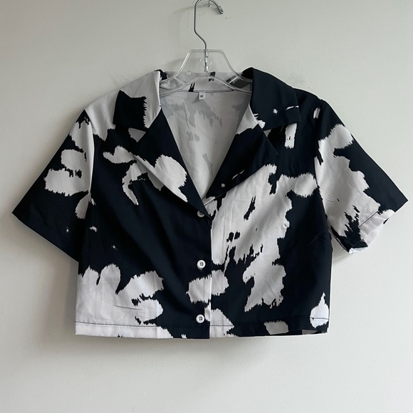 Red Haute - Cropped Camp Shirt Navy